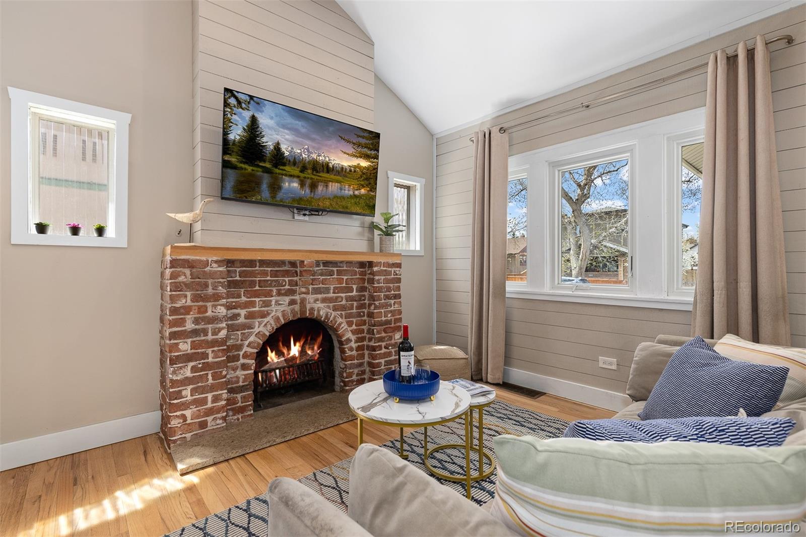 2050 S Corona Street