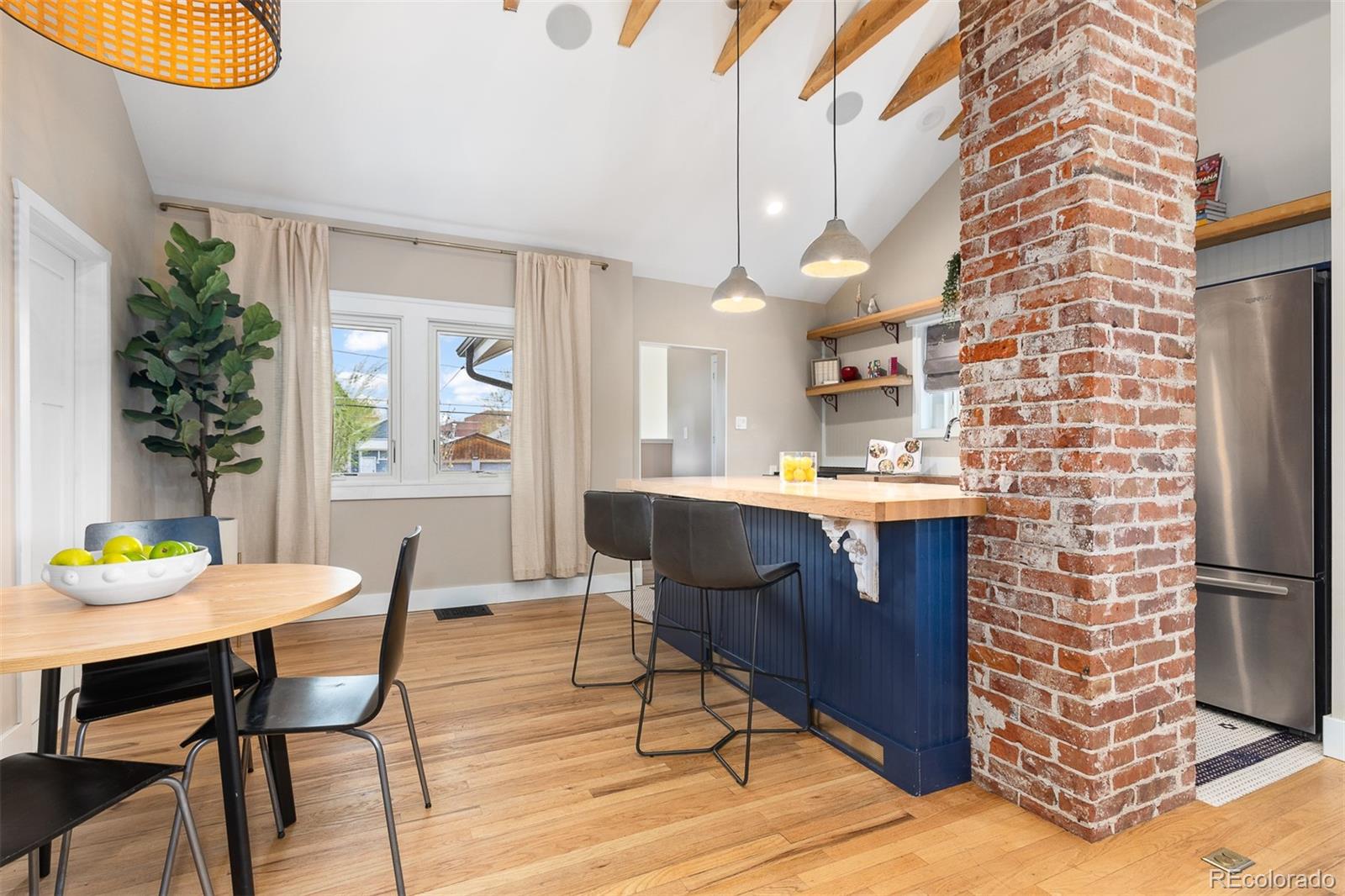 2050 S Corona Street