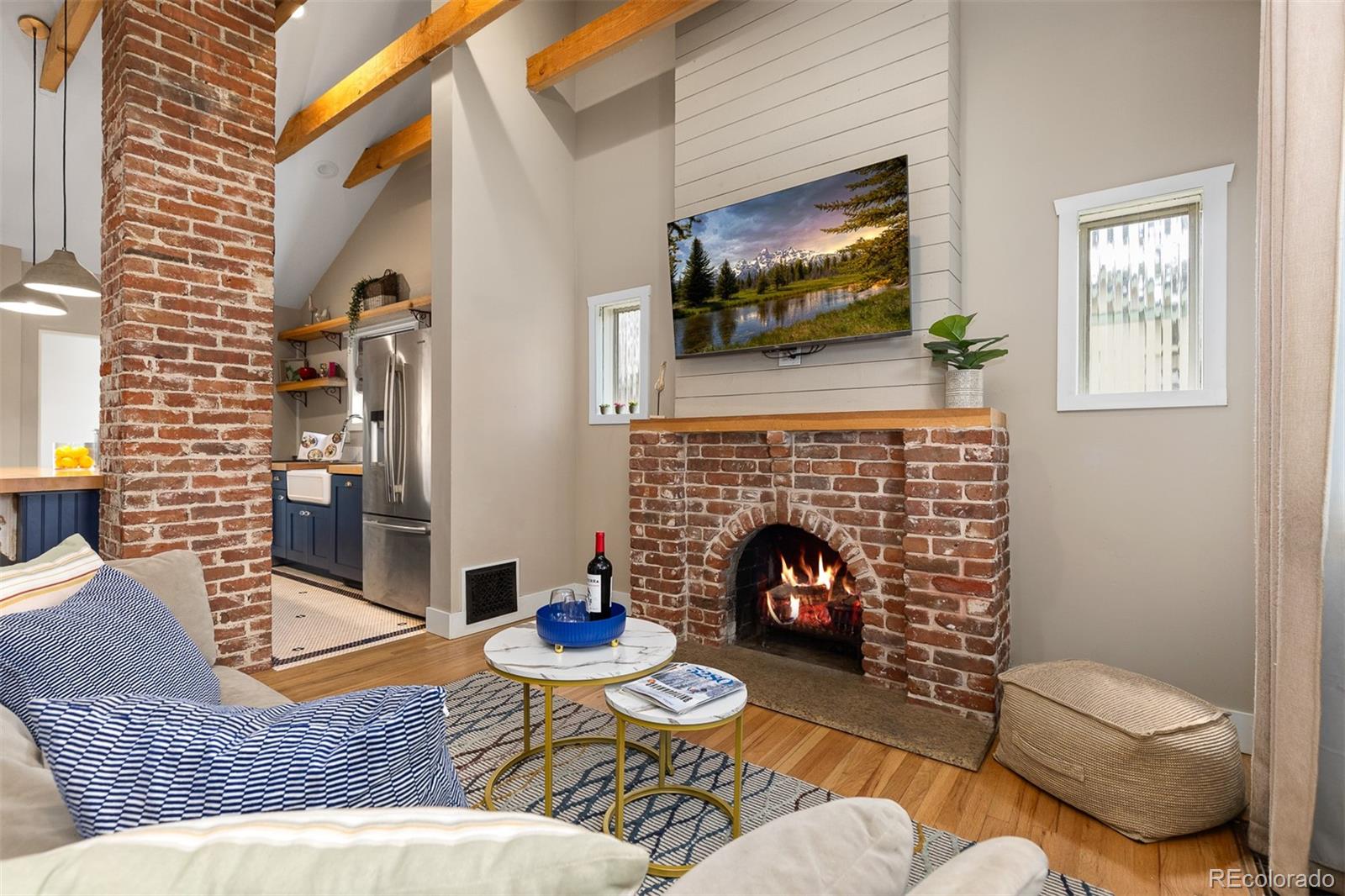 2050 S Corona Street