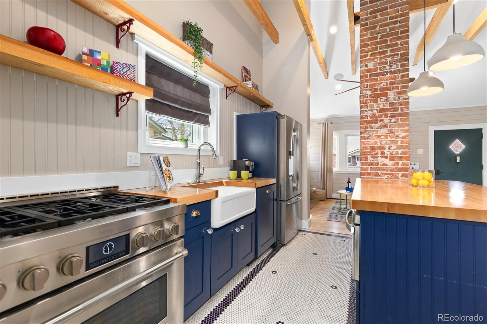 2050 S Corona Street