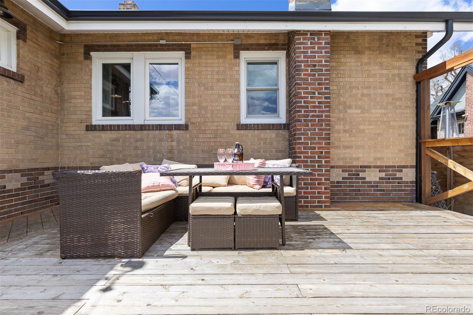 2050 S Corona Street