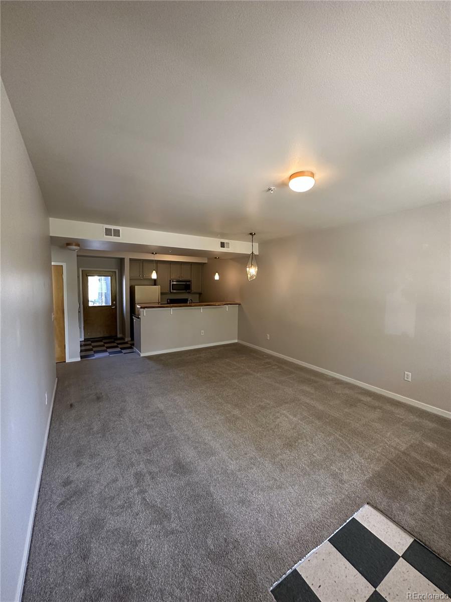 4670 Holiday Drive Unit: 103