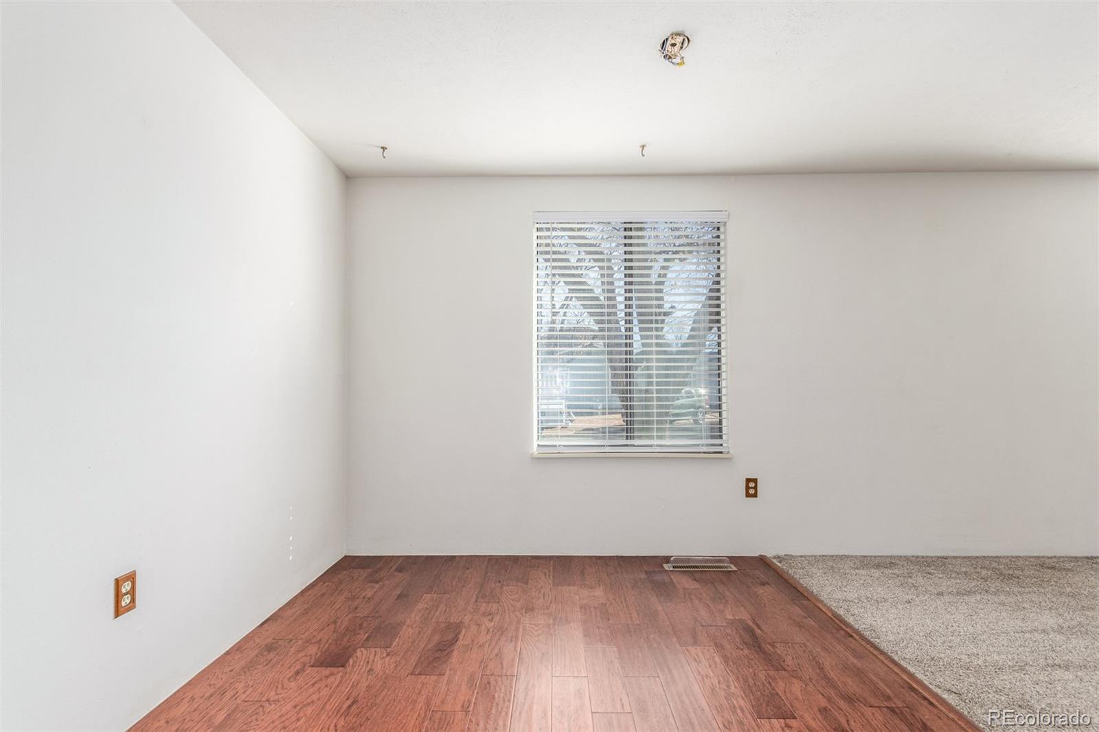 6338 W 92nd Place