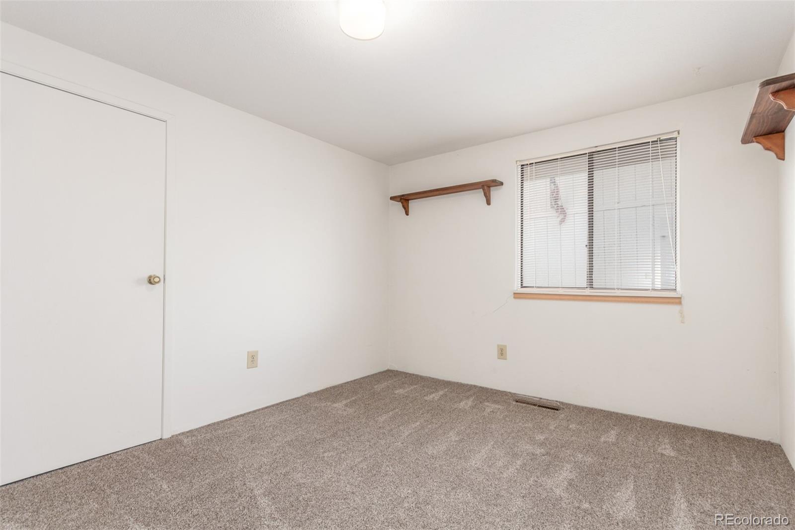 6338 W 92nd Place