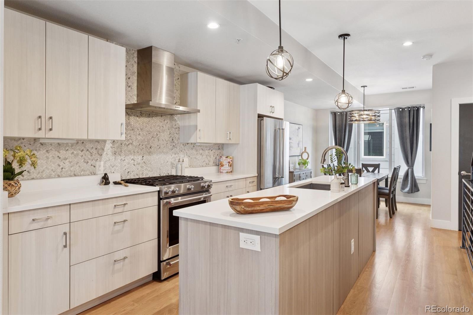 1836 Grove Street Unit: 108