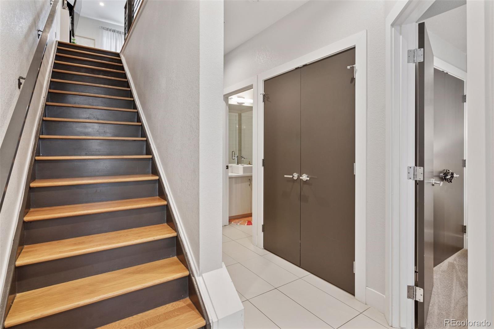 1836 Grove Street Unit: 108