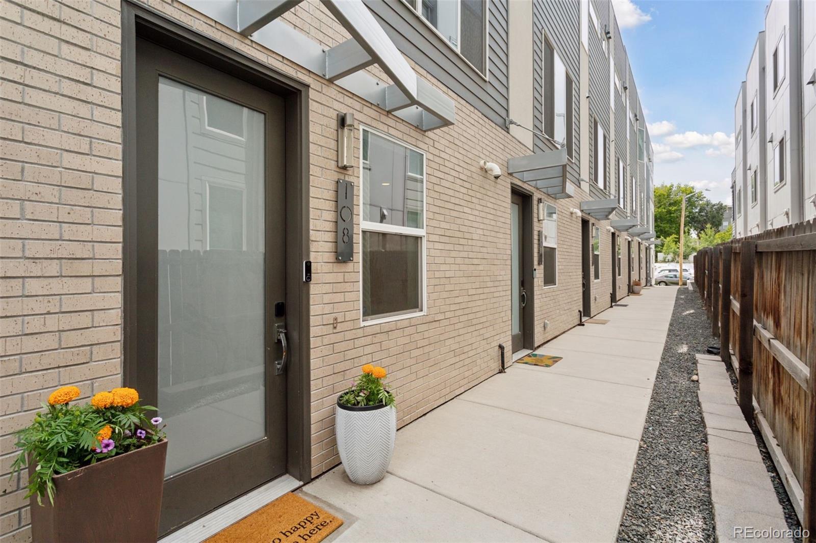 1836 Grove Street Unit: 108