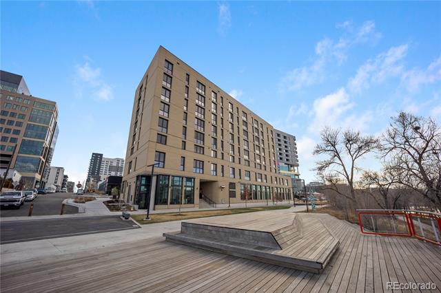 3575 Chestnut Place Unit: 701