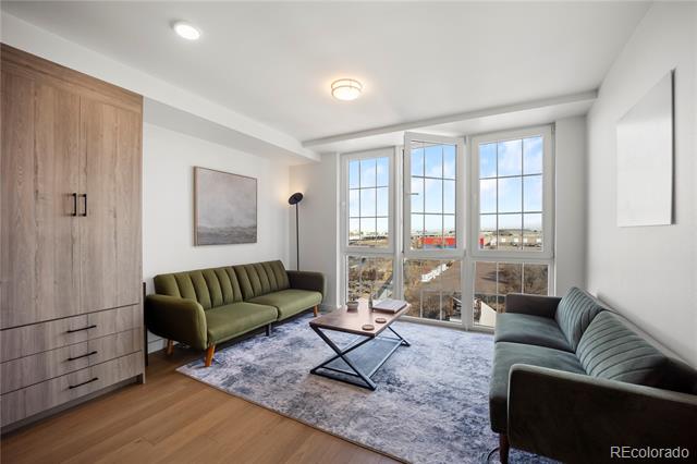 3575 Chestnut Place Unit: 701