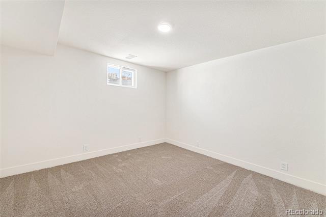 1084 W 96th Place
