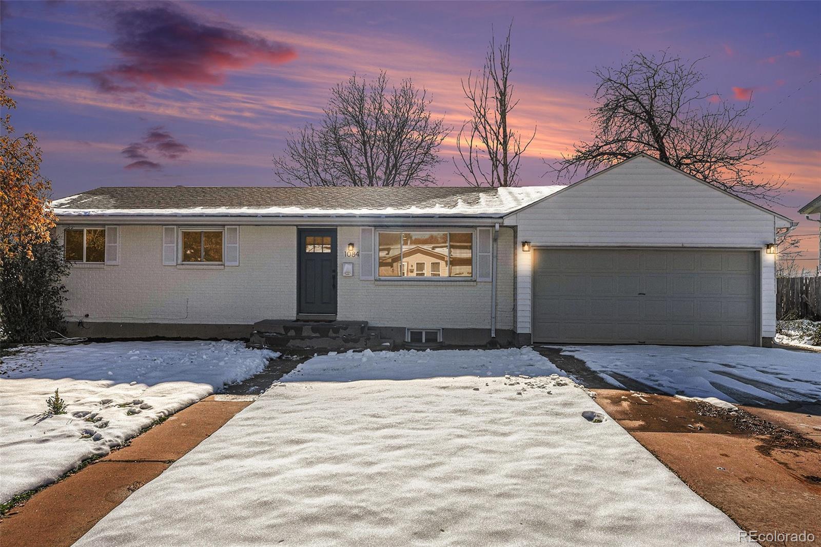 1084 W 96th Place