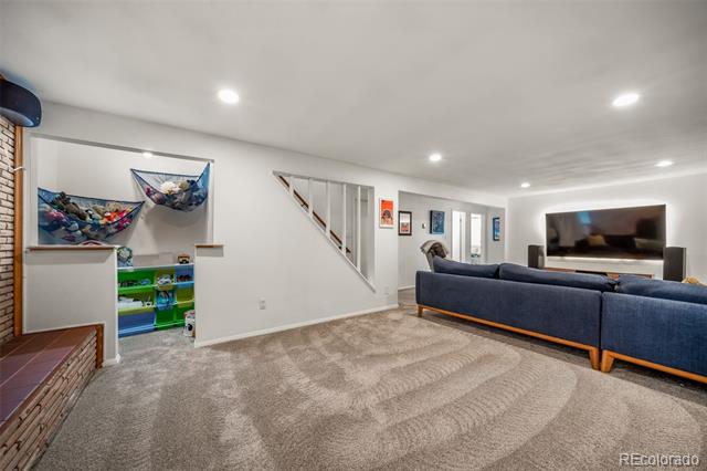 8070 Greenwood Court