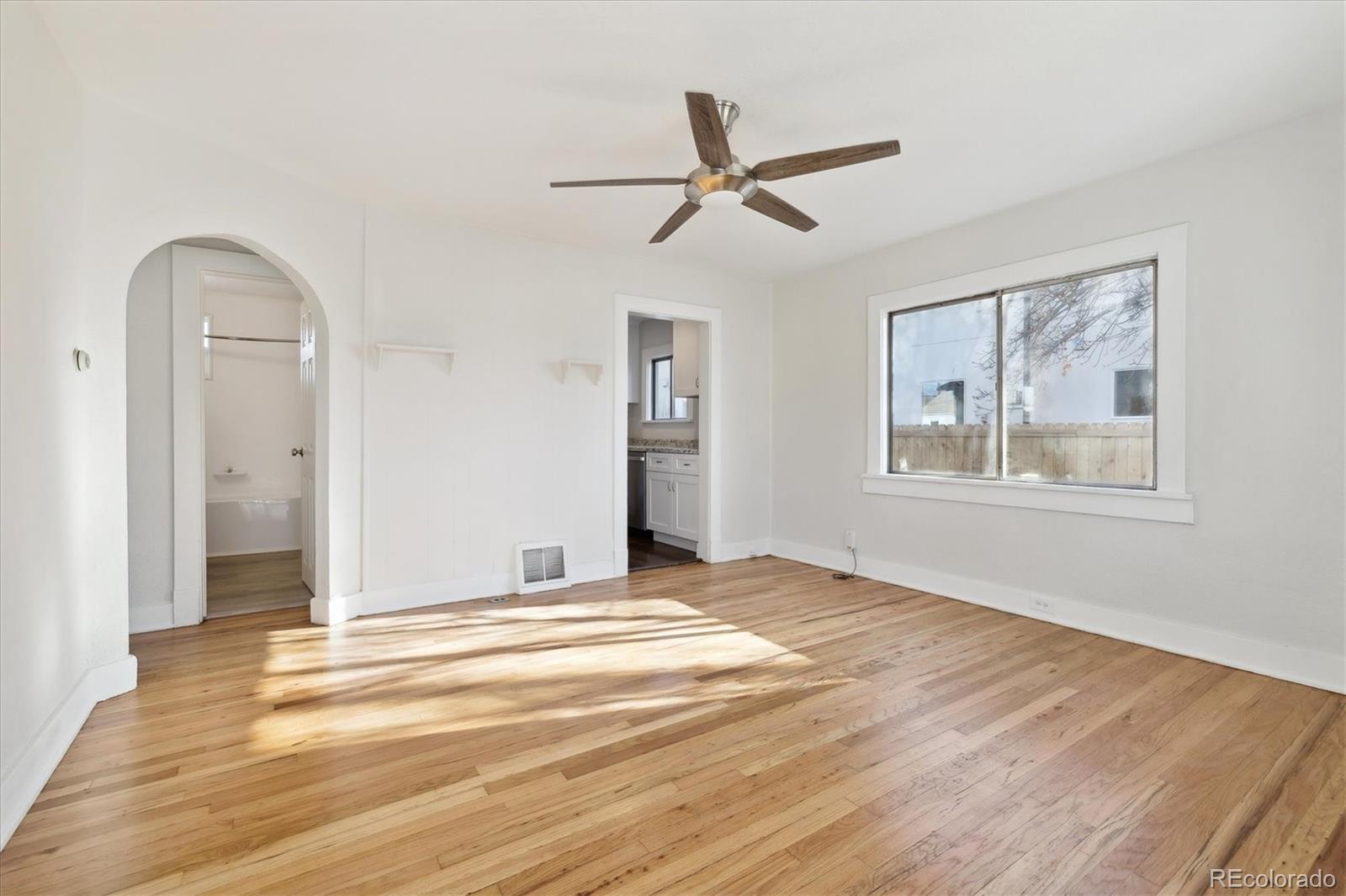 2900 S Cherokee Street