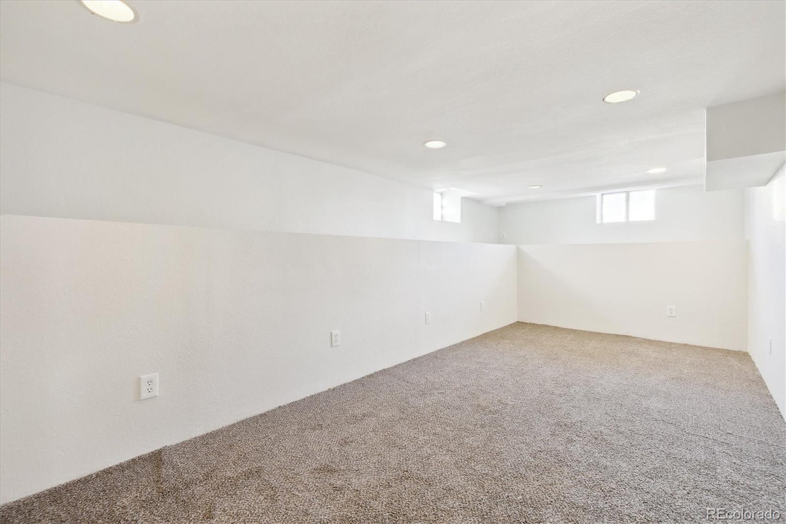 2900 S Cherokee Street