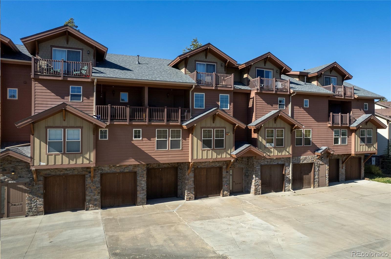 300 GCR 8344/Bryant Blvd Unit: 29