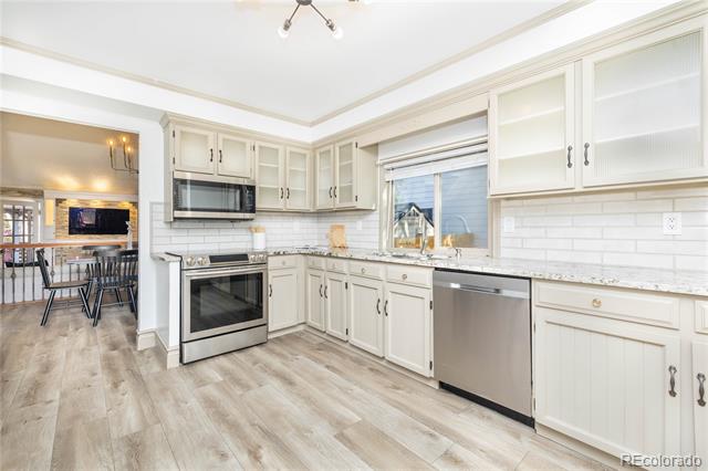 8042 Field Court