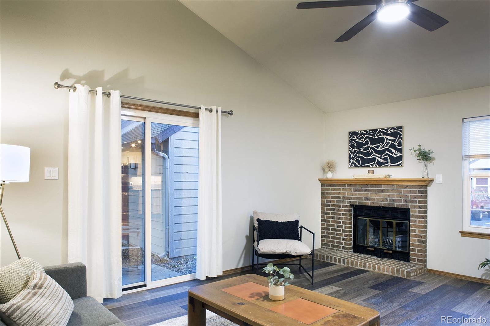6349 Oak Court