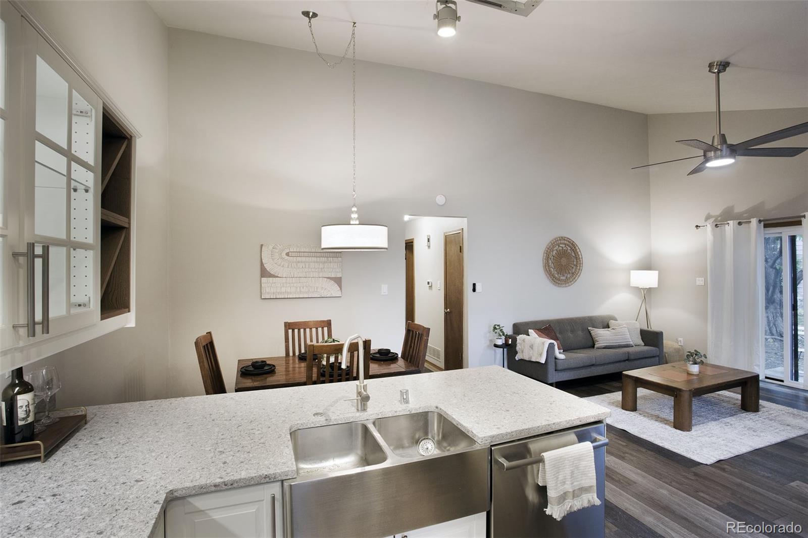 6349 Oak Court