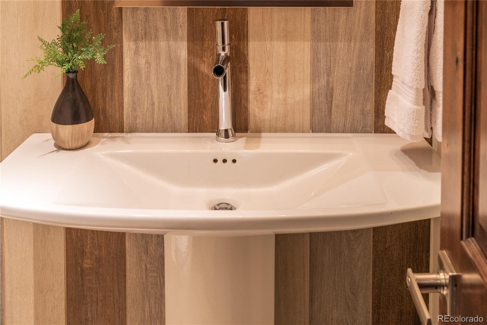 2464 Powderhorn Lane