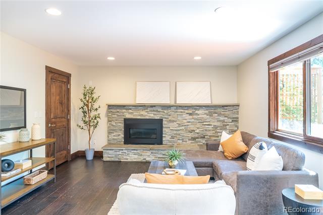 2464 Powderhorn Lane