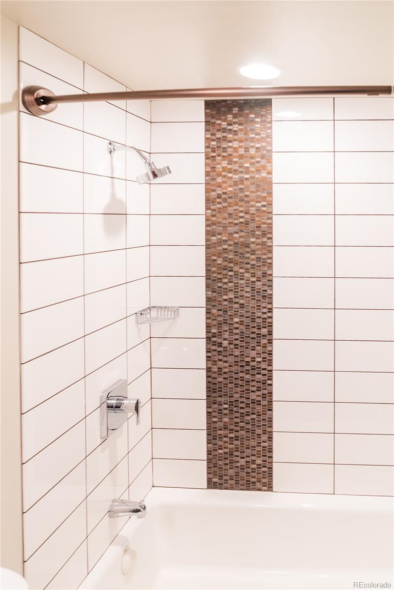 2464 Powderhorn Lane