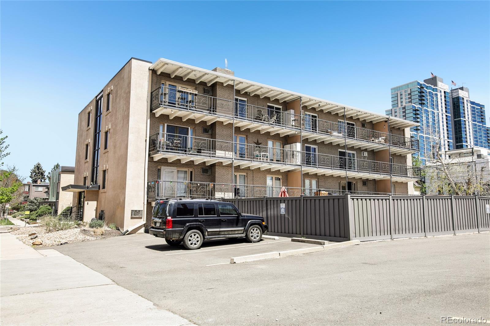 100 S Clarkson Street Unit: 304