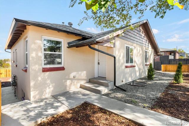 2843 W Archer Place