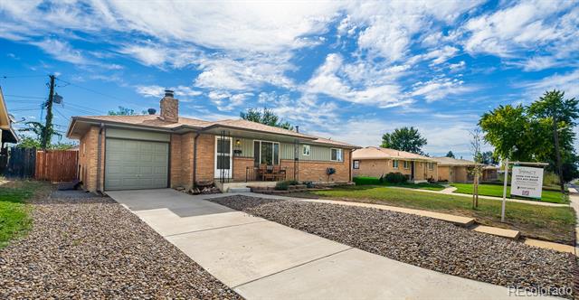7482 Beach Court
