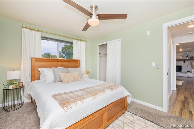 7482 Beach Court