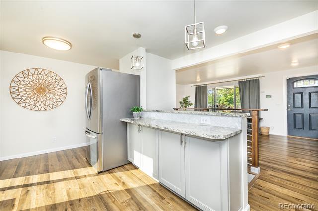 7482 Beach Court