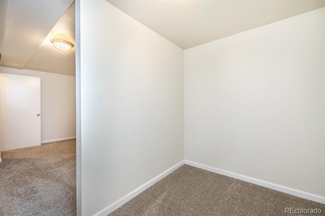7482 Beach Court