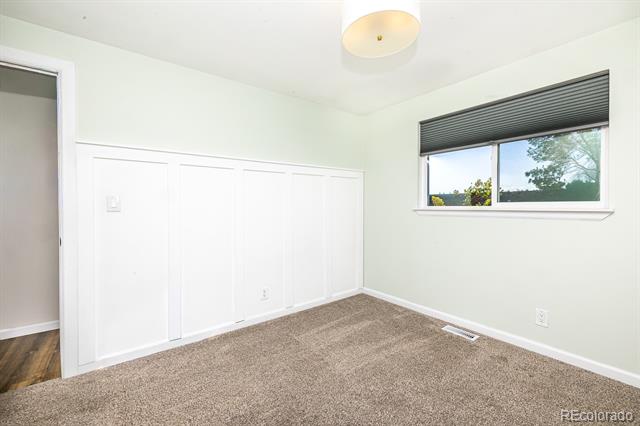 7482 Beach Court