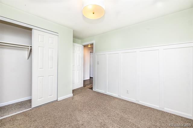 7482 Beach Court