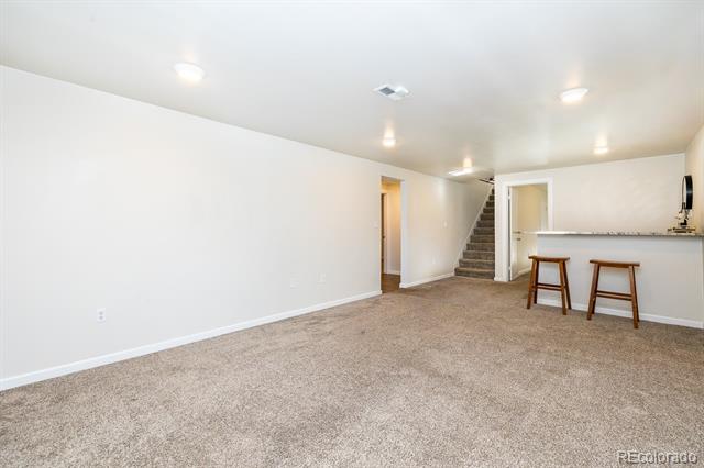 7482 Beach Court