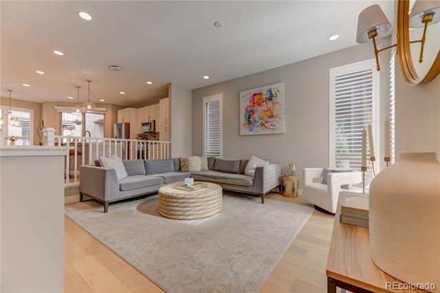 4615 W 50th Place