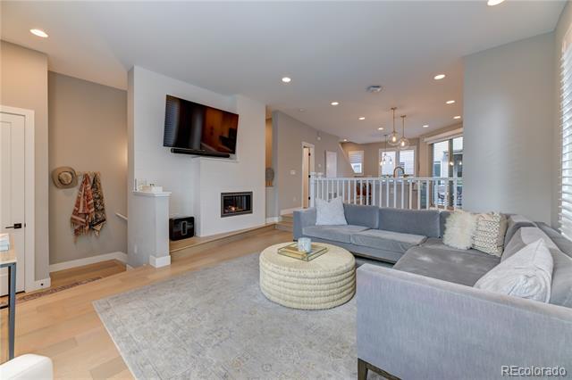 4615 W 50th Place
