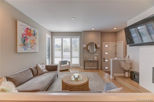 4615 W 50th Place