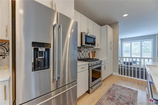4615 W 50th Place