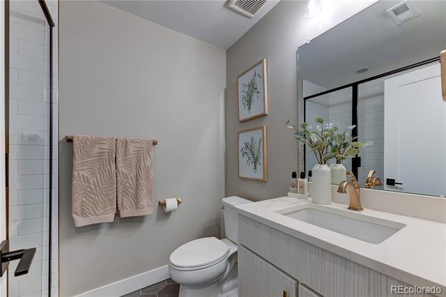 4615 W 50th Place