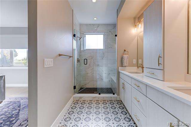 4615 W 50th Place