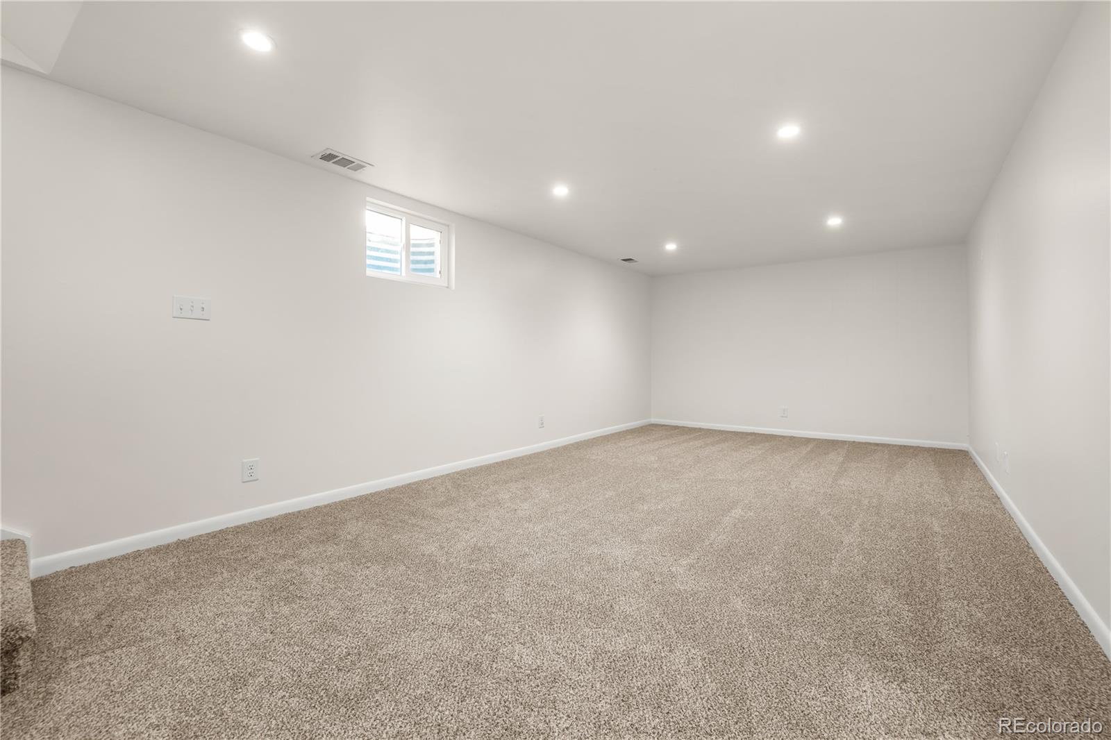 1742 Countess Court