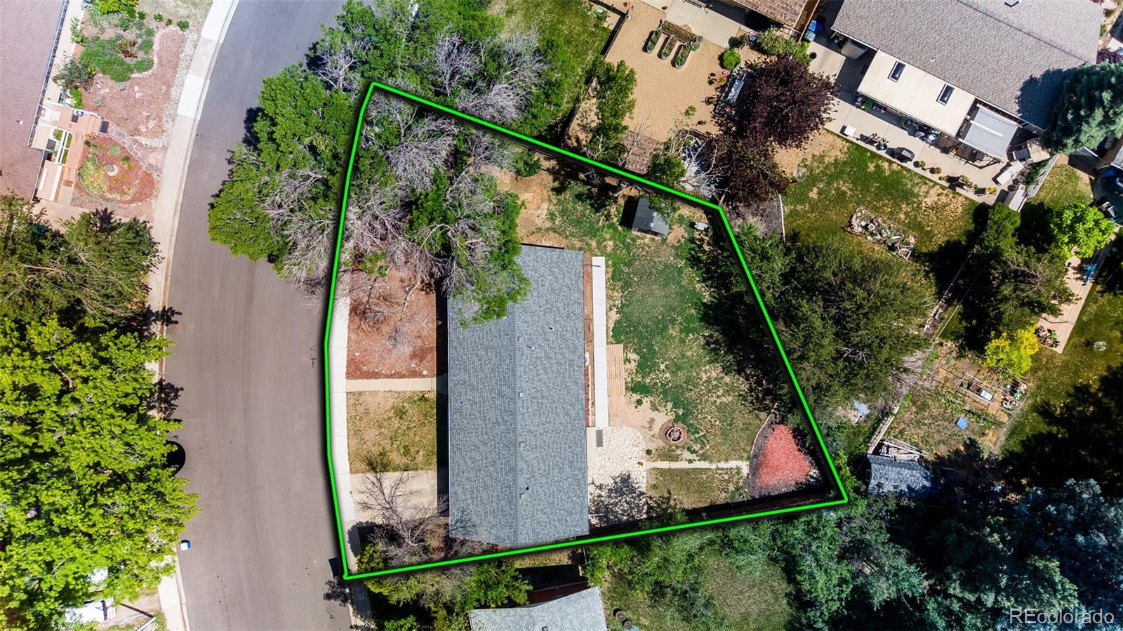 1742 Countess Court