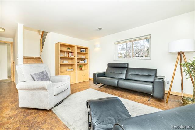 815 Argos Circle