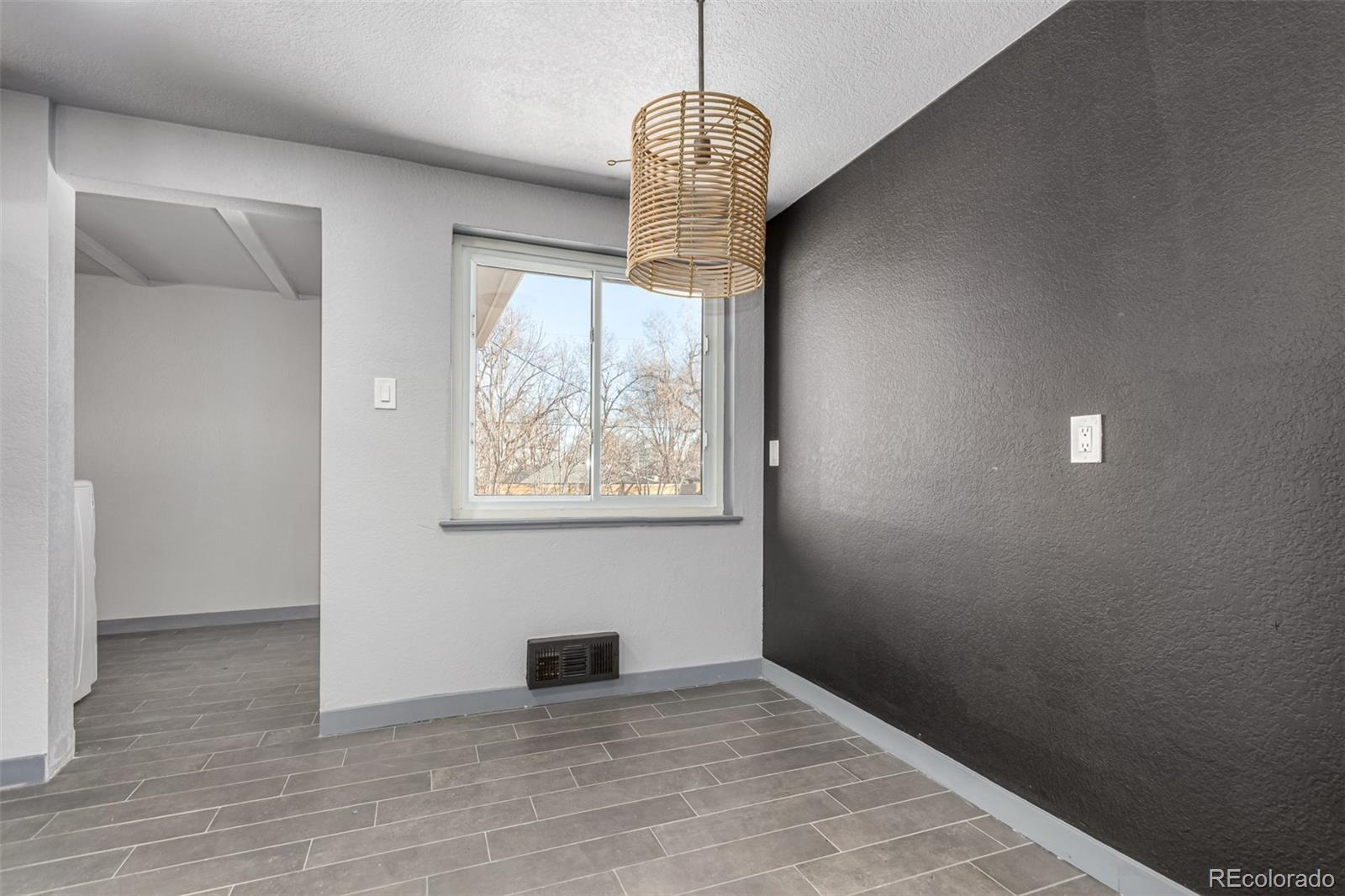5470 Holland Drive