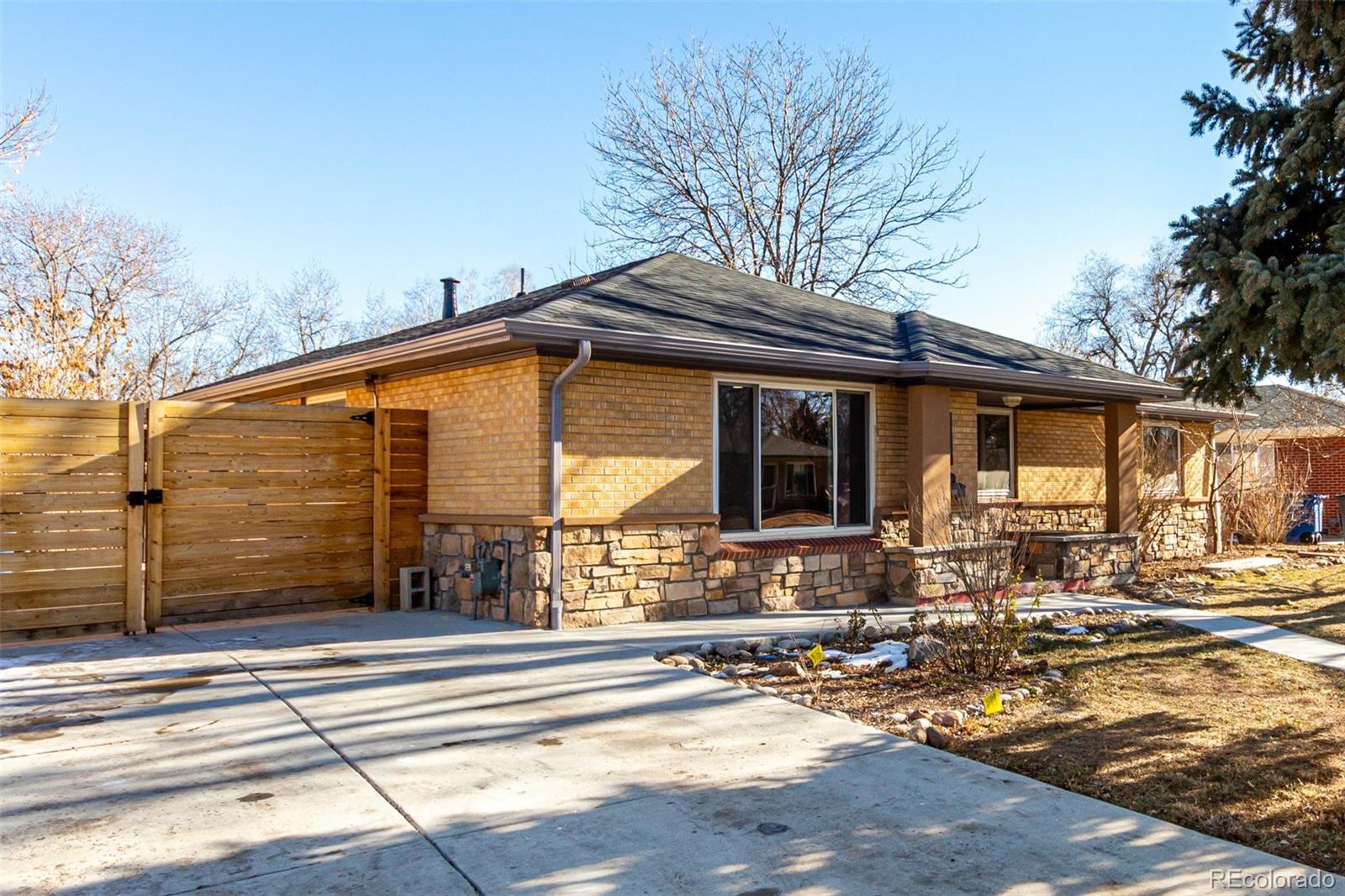 5470 Holland Drive