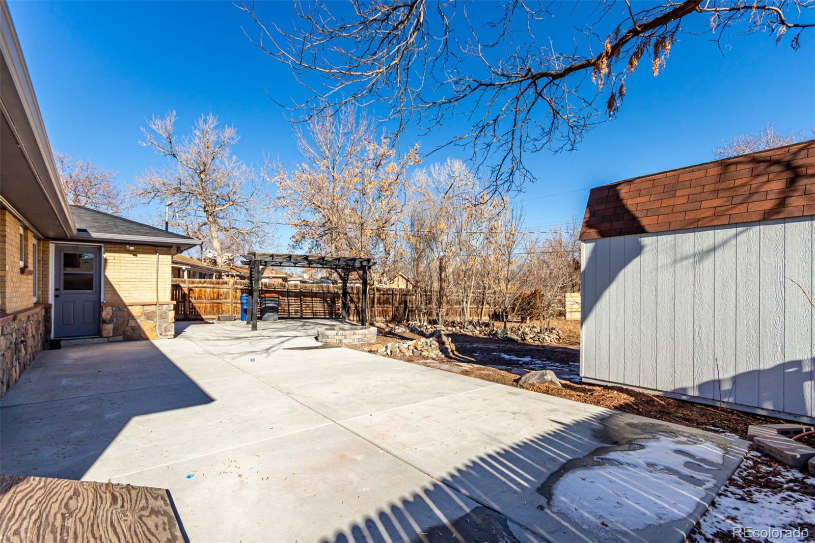 5470 Holland Drive