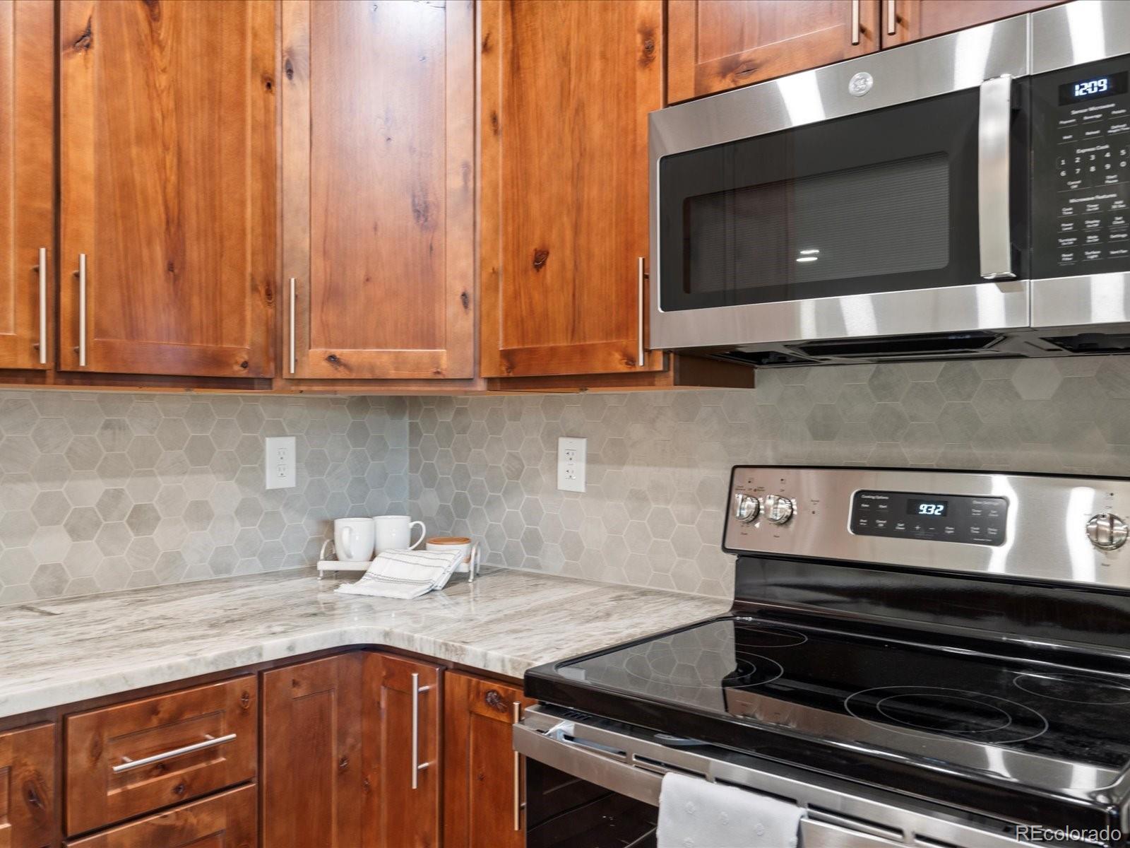 670 Brentwood Street