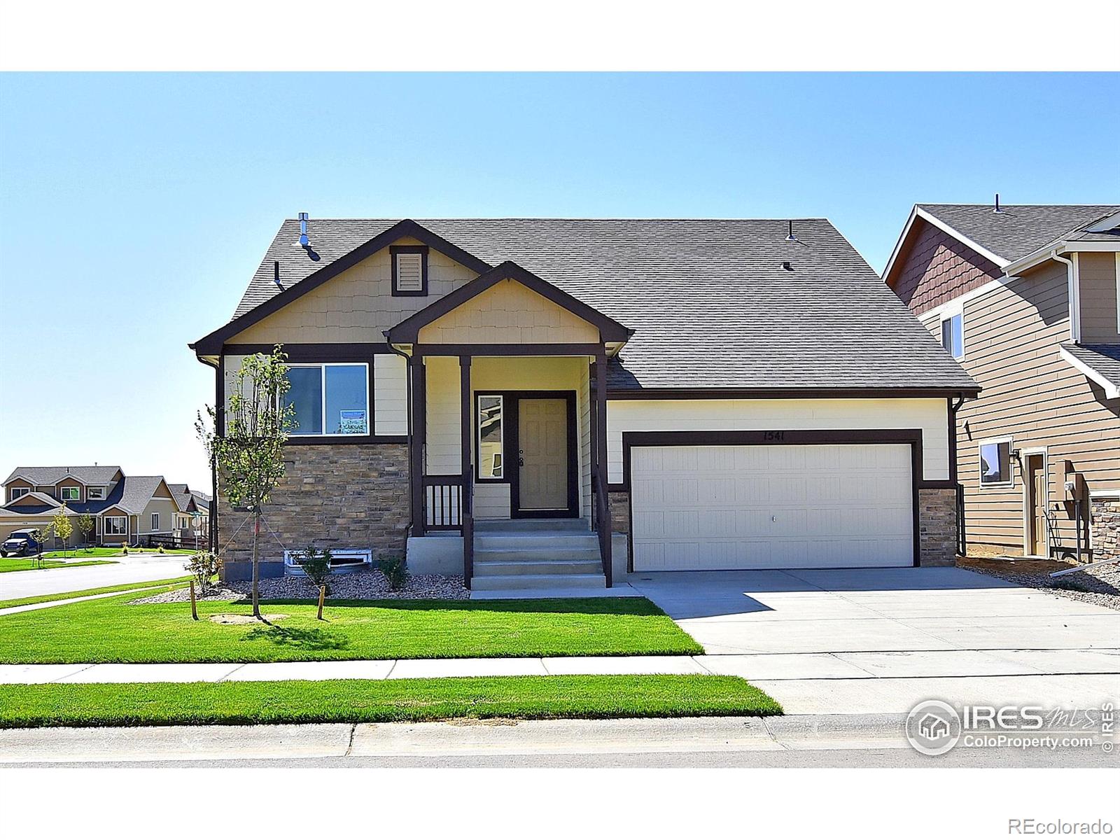 4715 Grapevine Way