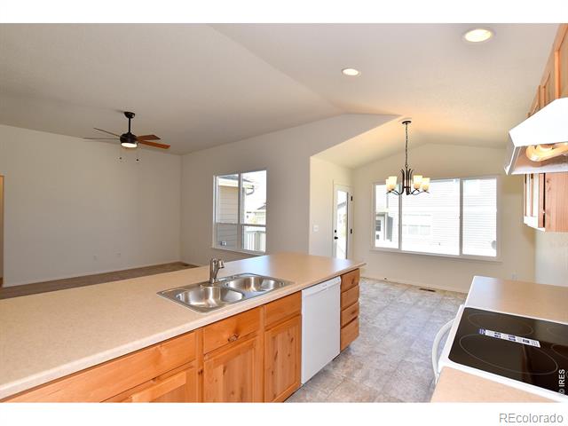 4755 Grapevine Way