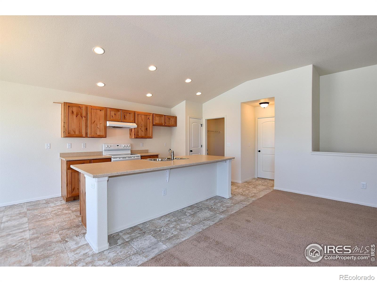 4755 Grapevine Way